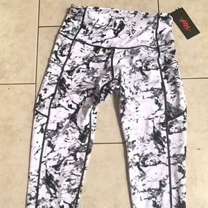 The Gym People Medium Women Leggings NWT